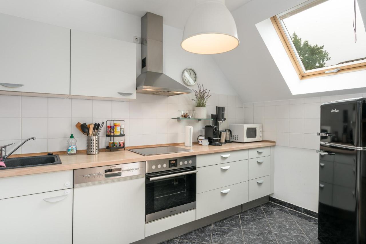 Veens Crew Home 7 Pax Dreieich Esterno foto
