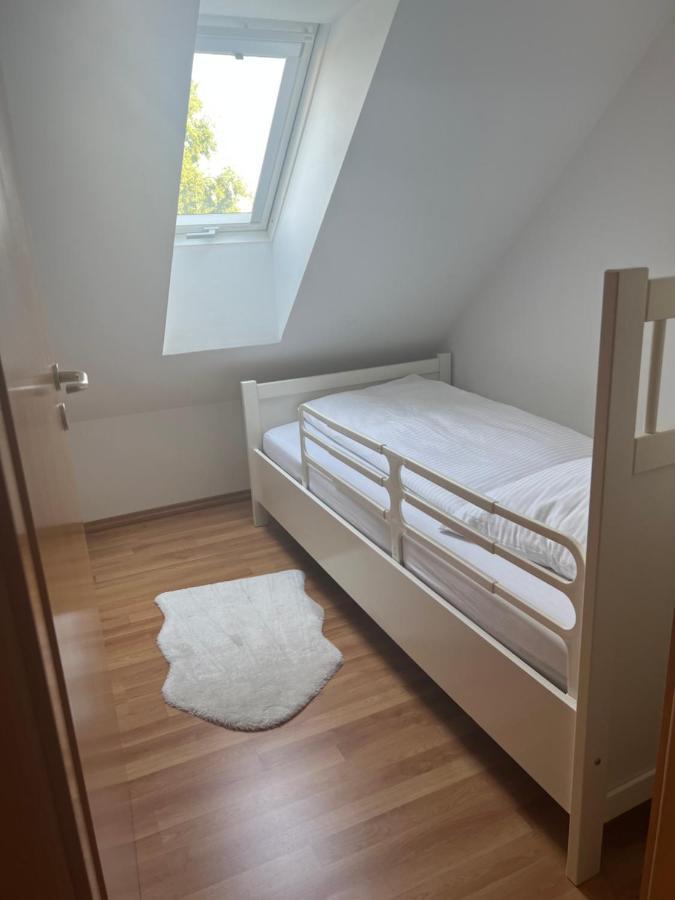 Veens Crew Home 7 Pax Dreieich Esterno foto